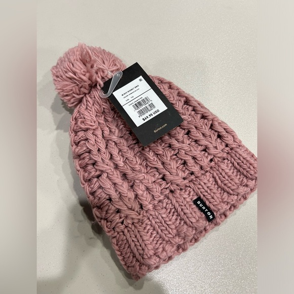 Burton Women's Recycled Kismet Beanie Hat Powder Blush Pink Pom Hand Knit NWT - Picture 1 of 8